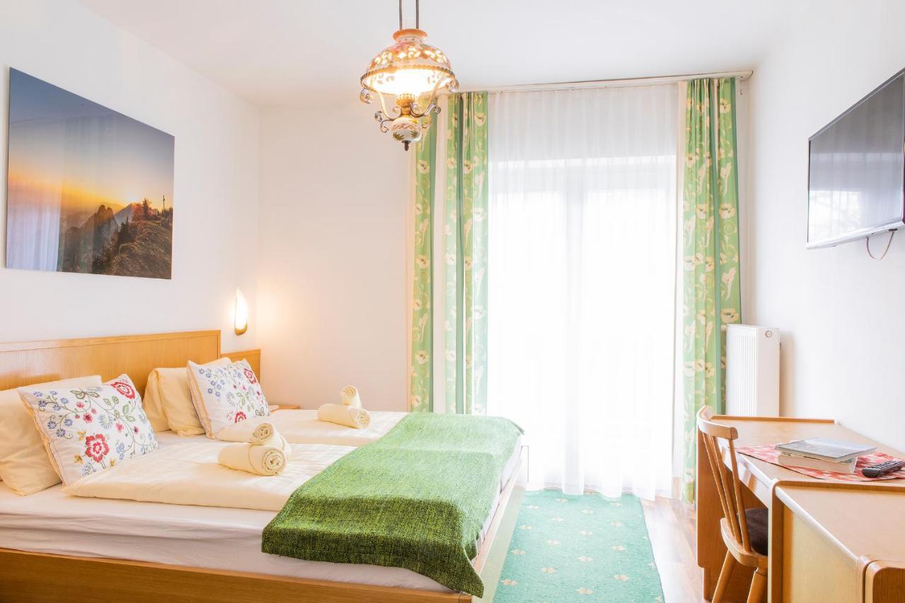 Hotel garni Weberhäusl Strobl Exteriör bild